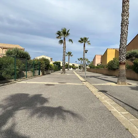 T2 Pour 5 Personnes - Parking Prive - Proche - Fr-1-795-45 דירה