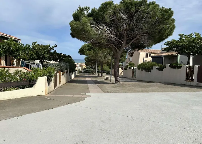 T2 Pour 5 Personnes - Parking Prive - Proche - Fr-1-795-45 דירה